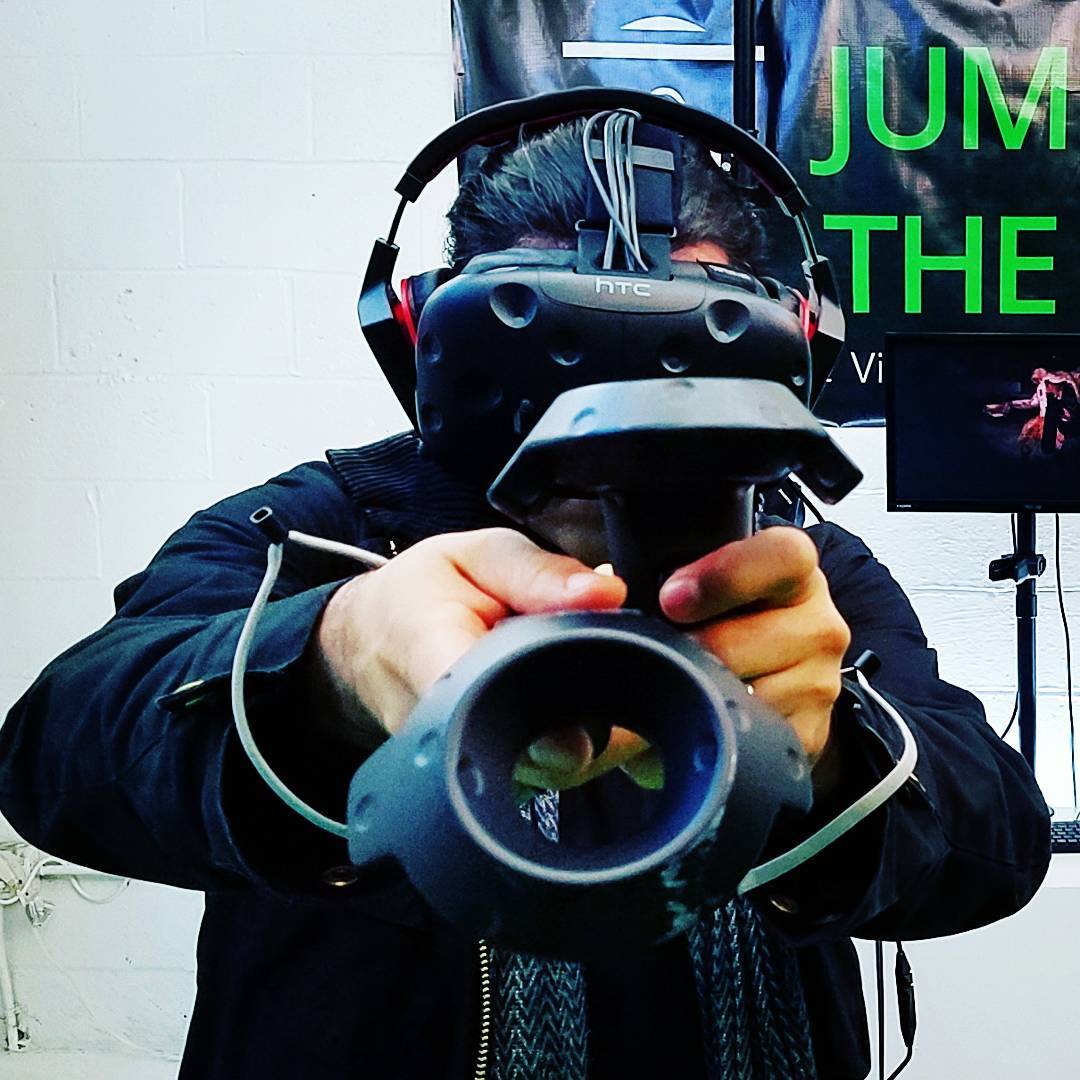 Looking to experience something new? In VR anything is possible!
#JumpIntoTheLig…