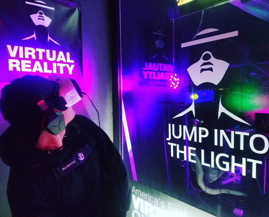 Jump into the light with us!

#JumpIntoTheLight #vrcinema #vr #vrplaylab #virtua…