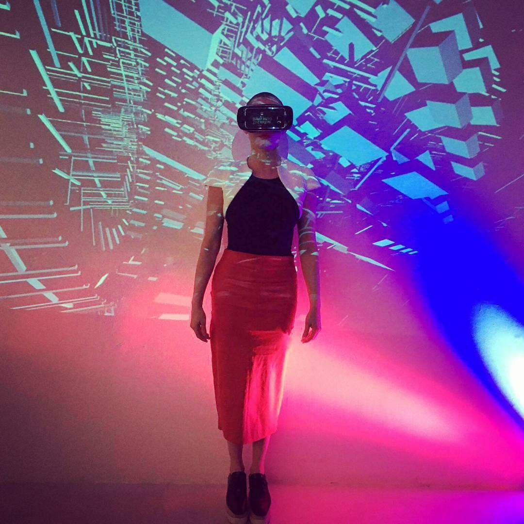 Lovely visit from @rosemcgowan…
