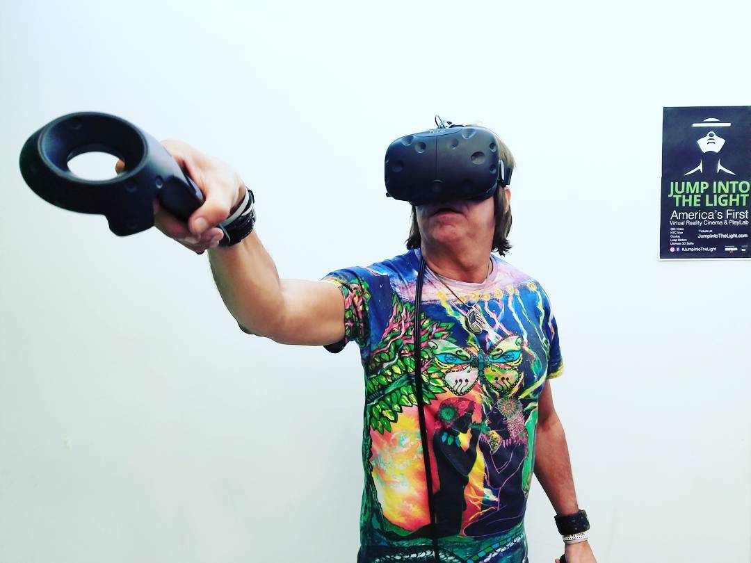 Creating mystic worlds with @myztico_campo

#JumpIntoTheLight #JITL #VRcinema #V…