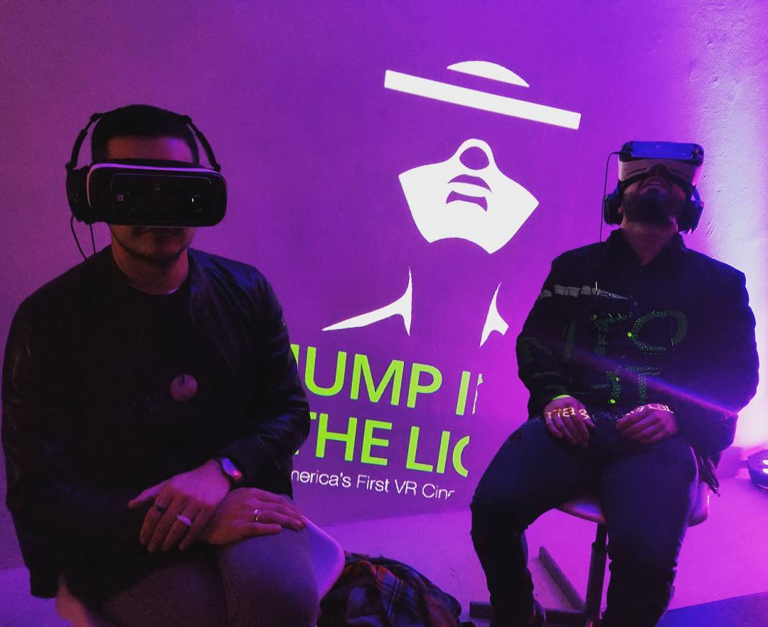It will all make sense after you put the googles on

#JumpIntoTheLight #vrcinema…