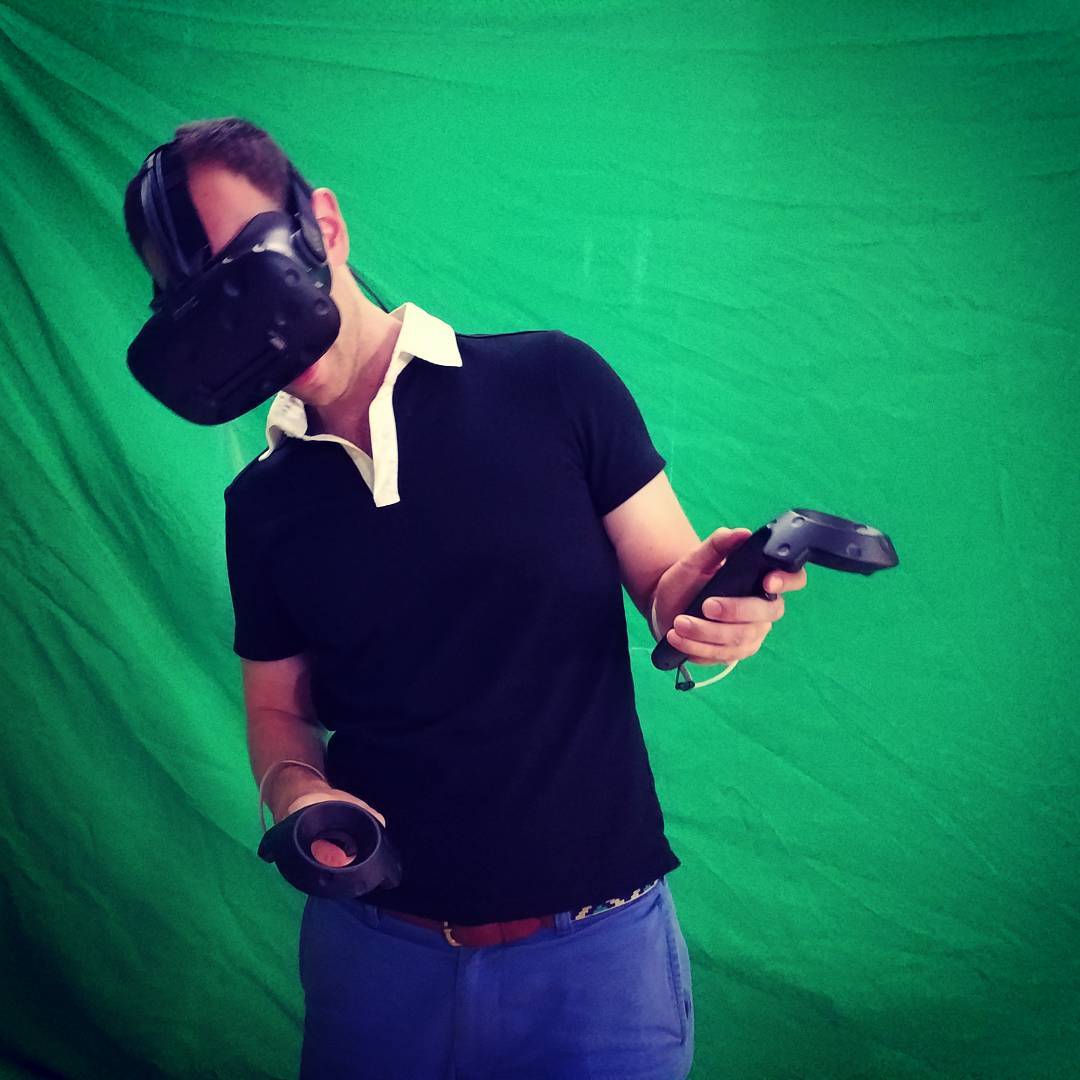 Experience the Vive! Your life will never be the same!

#JumpIntoTheLight #virtu…