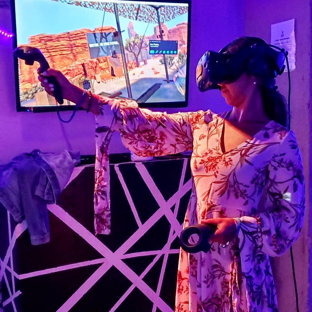 Saturdays are for having fun! Come out and play in virtualreality. .
.
180 Orcha…