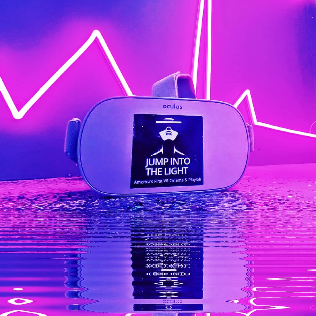 Immerse yourself into dream worlds of virtual reality .
.
180 Orchard st
#nyc #l…