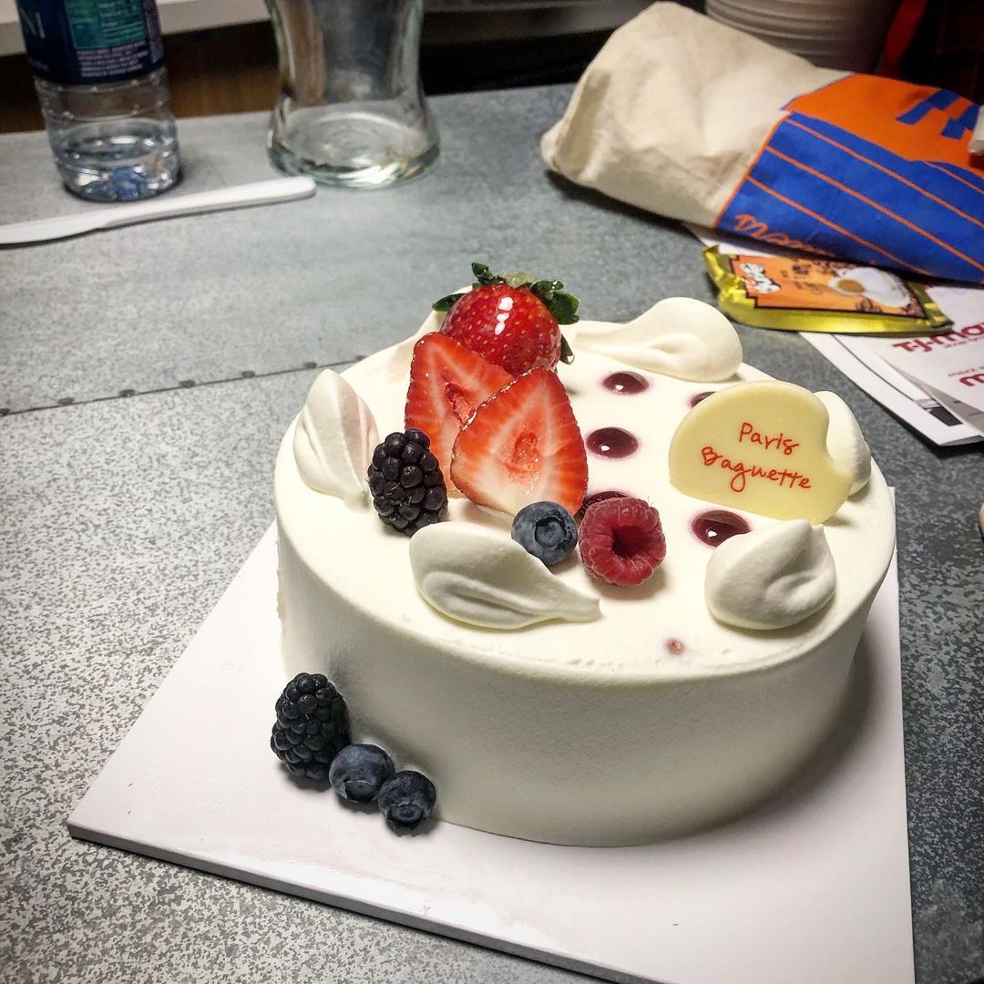 An Exclusive Gift of Care to A Close Friend, His Choice of Pastry From His Favor…