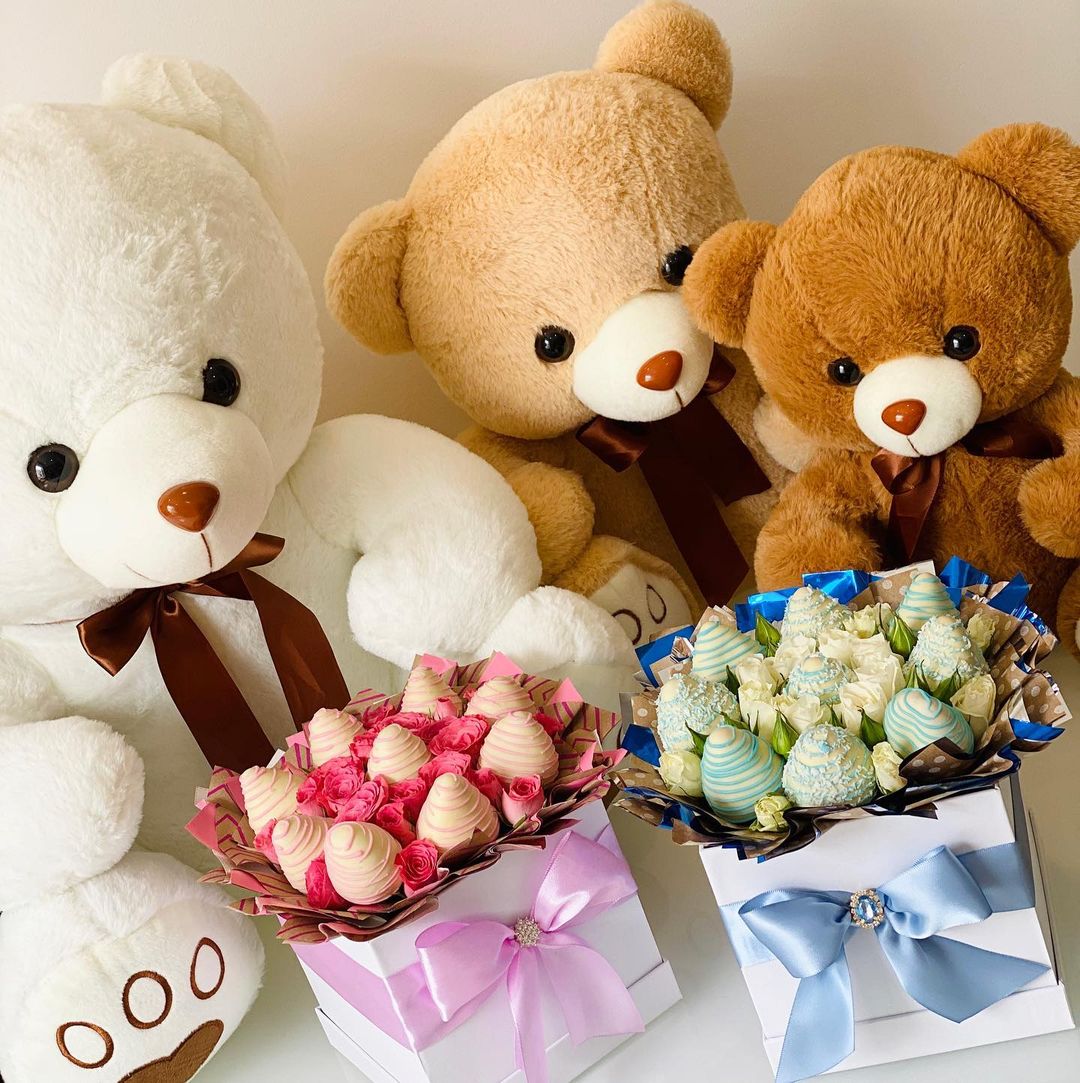 NEW option – teddy bears! 

Now you can complement your orders with teddy bears…