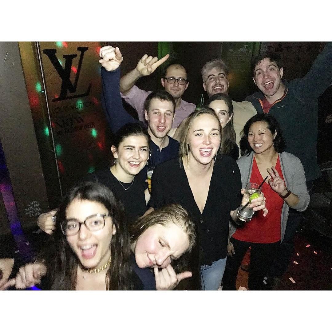 #mkkaraoke #nyckaraoke #karaokenyc #birthdaynyc #nycbirthday #louisvuittonnyc……