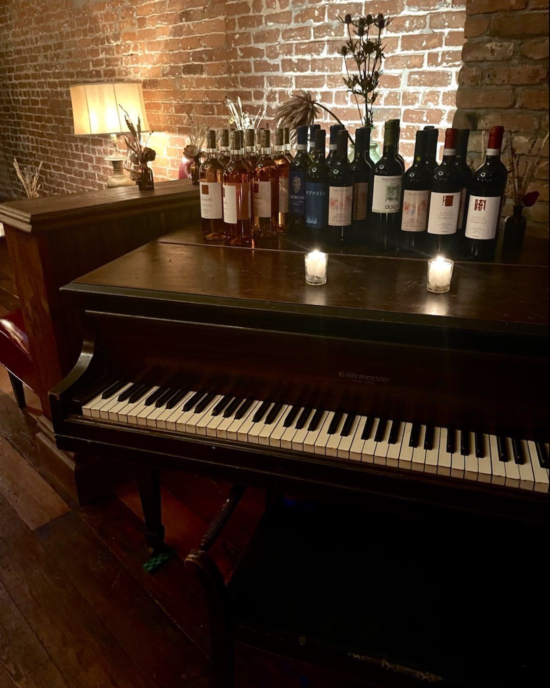 Live Music Thursday night @milkandrosesbistro  #brooklynrestaurant #brooklyn #br…