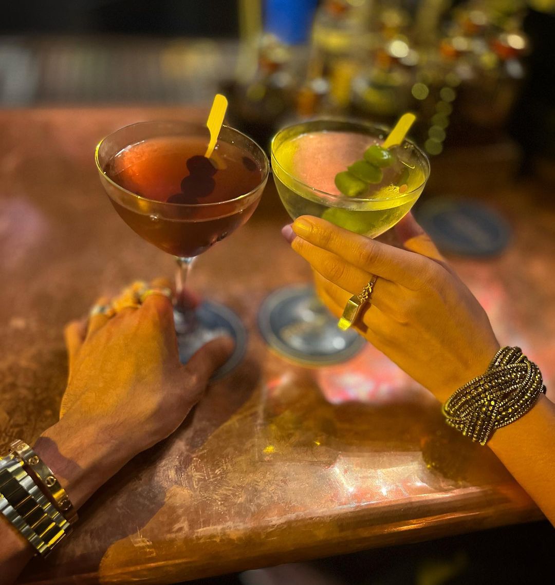 The only luscious spot in #NewYork with a big book and a little book of libation…