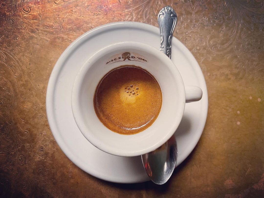 BRUNCH!!! 

@11a.m.
@35 Box Street
@Milk and Roses…