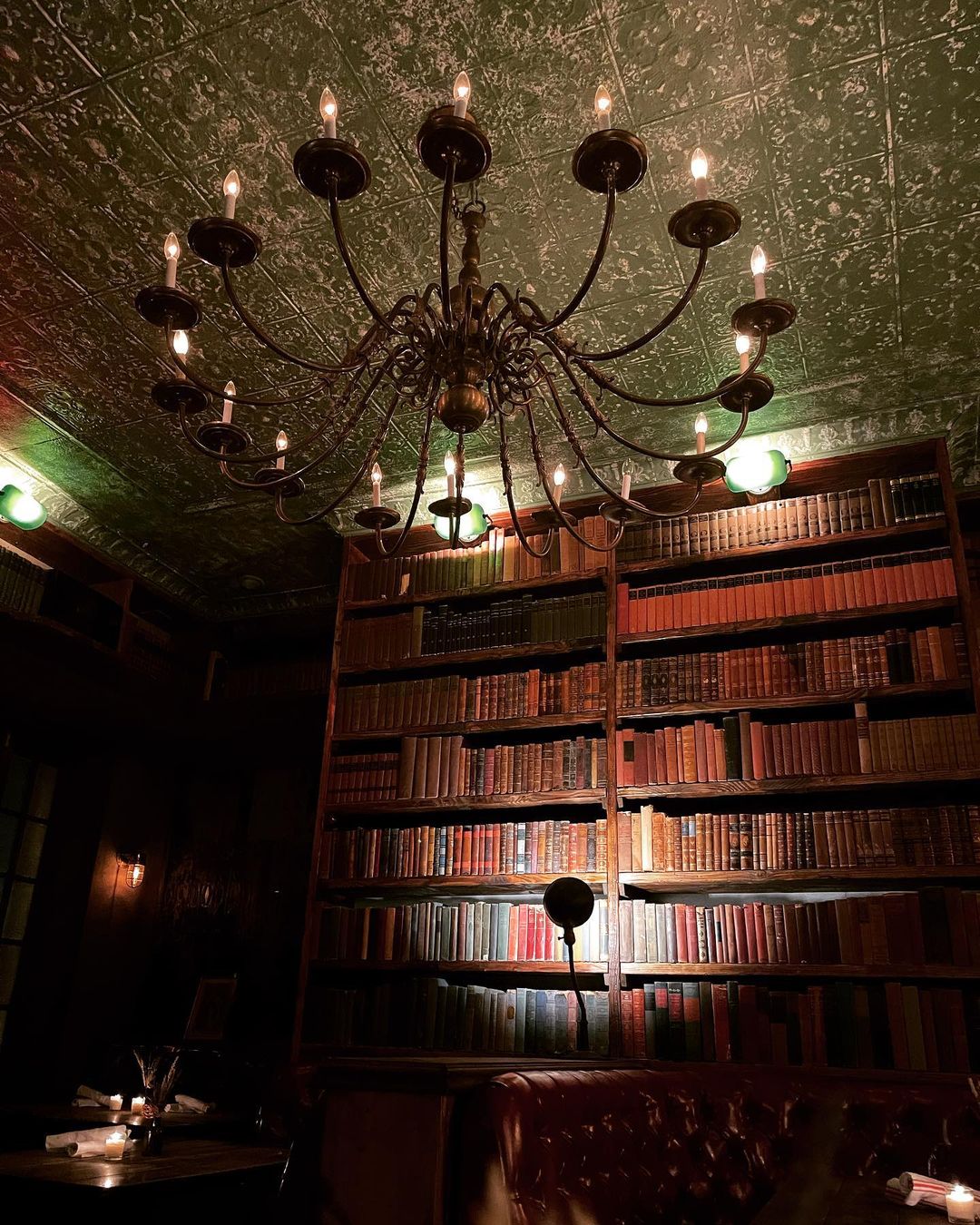 Just bring your date.       #wine  #dinner  #intimate  #cocktails  #couples  #sp…