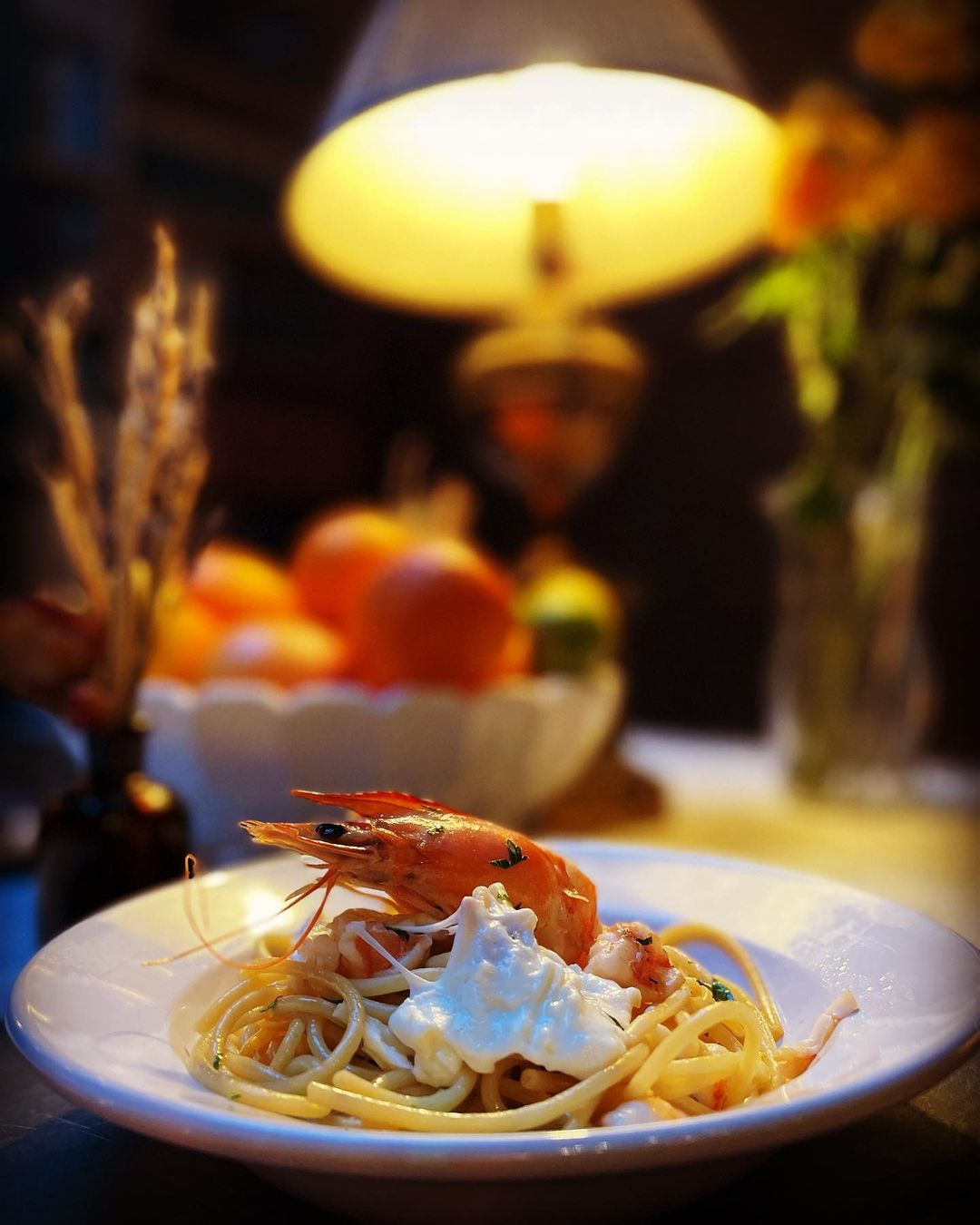 Lo Speciale di questa sera: 
Bucatini ai Gamberoni in Crema di Bufala….