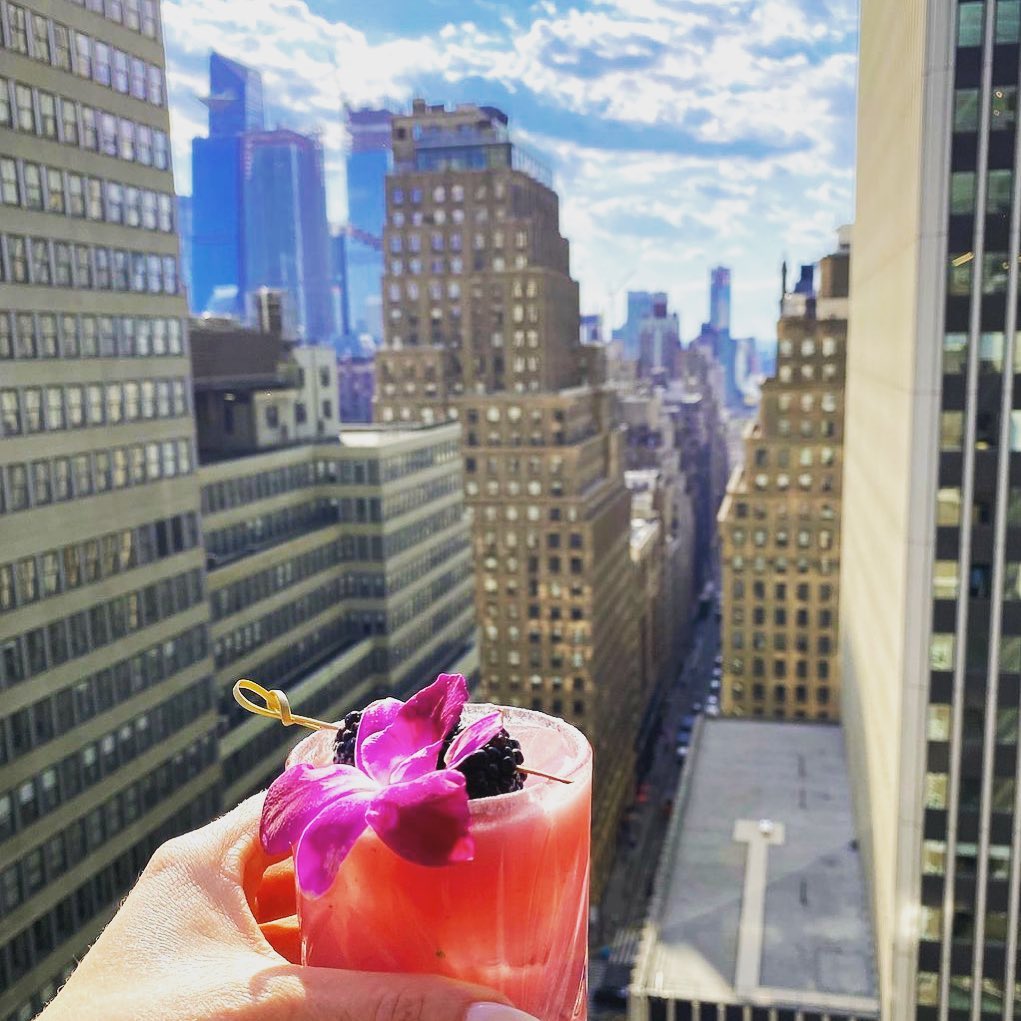 Looking for your NYC rooftop experience this weekend? Check out @elsierooftop fo…