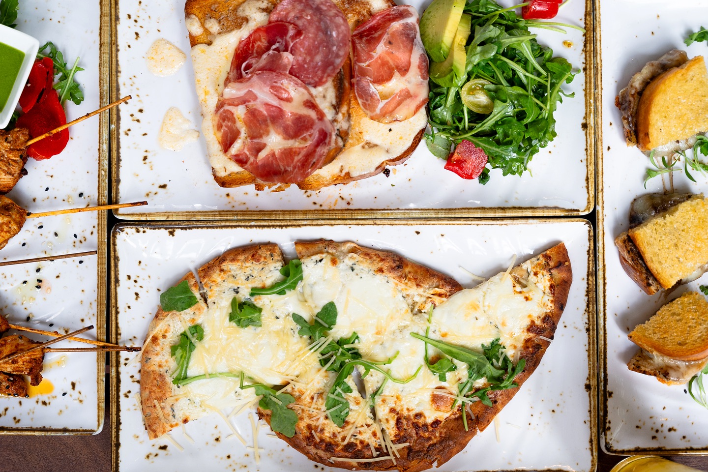 Brunch is better with options Join us weekends from 11-4 for bottomless brunch! …
